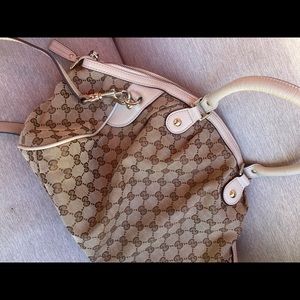 Gucci authentic purse
